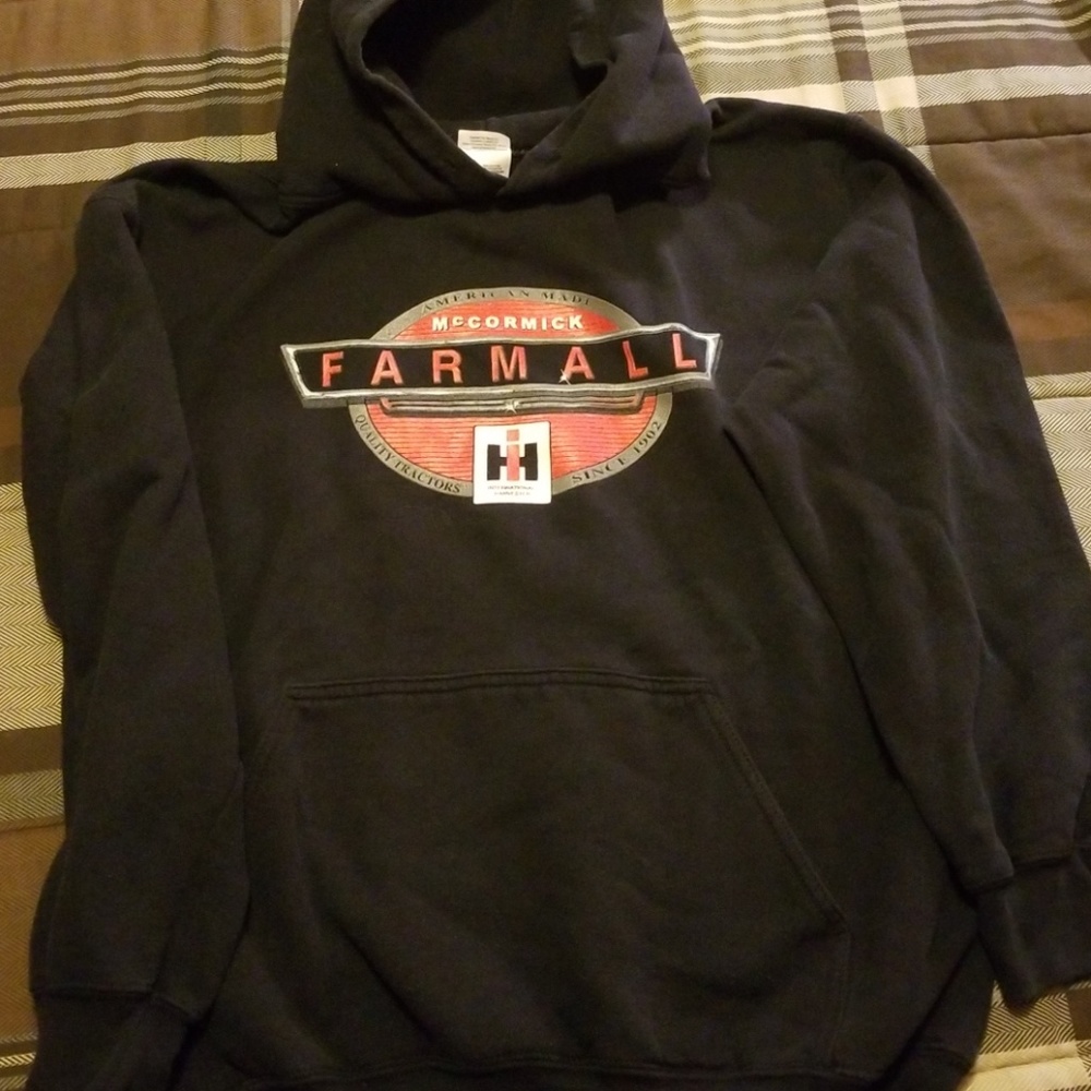Farmall IH Hoodie